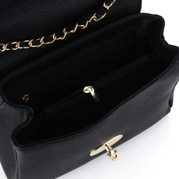 Schoudertas met Goudkleurige Ketting en Draaiclosure - Afbeelding 4